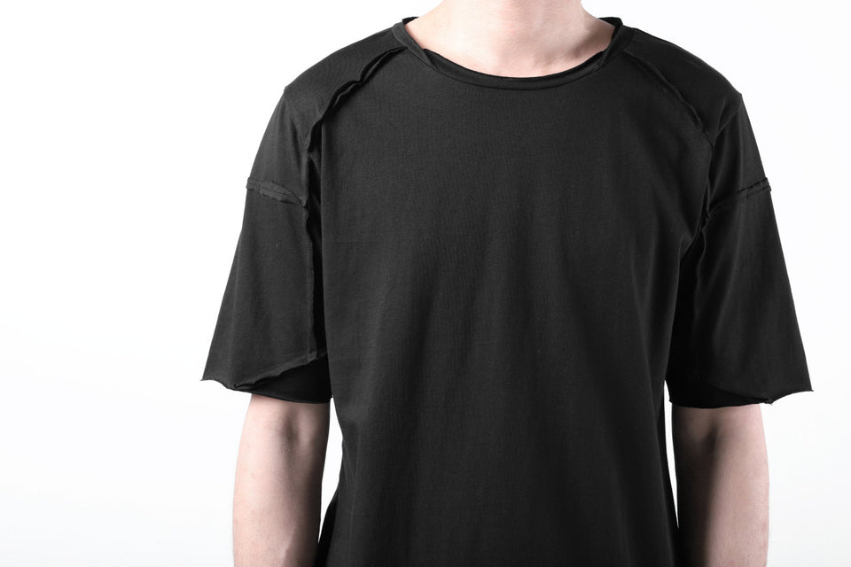 Load image into Gallery viewer, FIRST AID TO THE INJURED BANDER T-SHIRT / SINGLE JERSEY (BLACK)