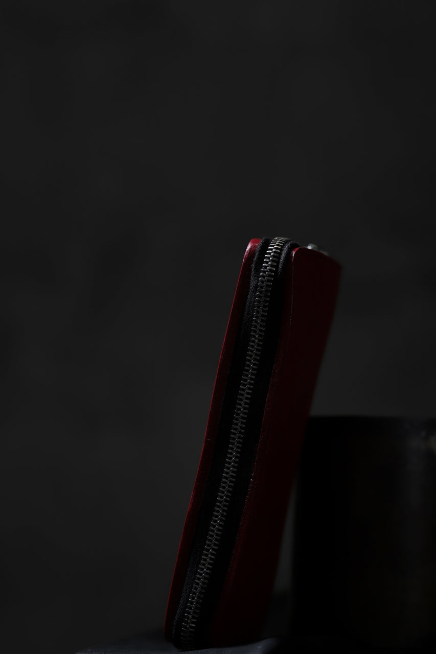 Load image into Gallery viewer, ISAMU KATAYAMA BACKLASH exclusive ROUND FASTNER WALLET / DOUBLE-SHOULDER OBJECT DYED (RED)