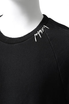 画像をギャラリービューアに読み込む, A.F ARTEFACT "FRAYED" DAMAGE LOOSEY SWEATER TOPS (BLACK)