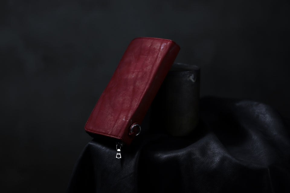 Load image into Gallery viewer, ISAMU KATAYAMA BACKLASH exclusive ROUND FASTNER WALLET / DOUBLE-SHOULDER OBJECT DYED (RED)