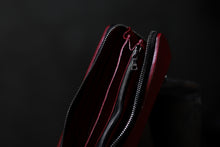 Load image into Gallery viewer, ISAMU KATAYAMA BACKLASH exclusive ROUND FASTNER WALLET / DOUBLE-SHOULDER OBJECT DYED (RED)