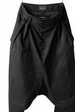 画像をギャラリービューアに読み込む, SOSNOVSKA exclusive NARROW CLOWN PANTS / SCRATCHED SILK (BLACK)