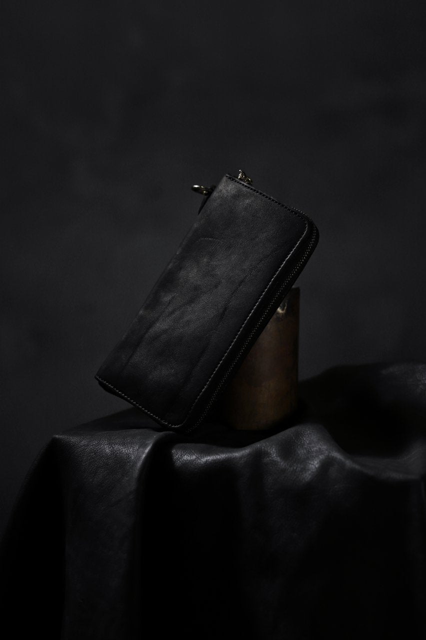 Load image into Gallery viewer, ISAMU KATAYAMA BACKLASH exclusive ROUND FASTNER WALLET / DOUBLE-SHOULDER OBJECT DYED (BLACK)