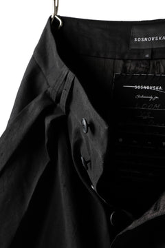 画像をギャラリービューアに読み込む, SOSNOVSKA exclusive NARROW CLOWN PANTS / SCRATCHED SILK (BLACK)
