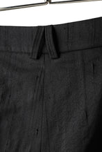 画像をギャラリービューアに読み込む, SOSNOVSKA exclusive NARROW CLOWN PANTS / SCRATCHED SILK (BLACK)