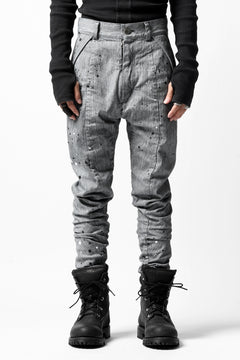 画像をギャラリービューアに読み込む, DEFORMATER.® "SPLASH" SLIM FIT JEANS WITH FLAP DETAIL / VERTICAL DENIM (ASPHALT)