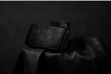Load image into Gallery viewer, ISAMU KATAYAMA BACKLASH exclusive ROUND FASTNER WALLET / DOUBLE-SHOULDER OBJECT DYED (BLACK)