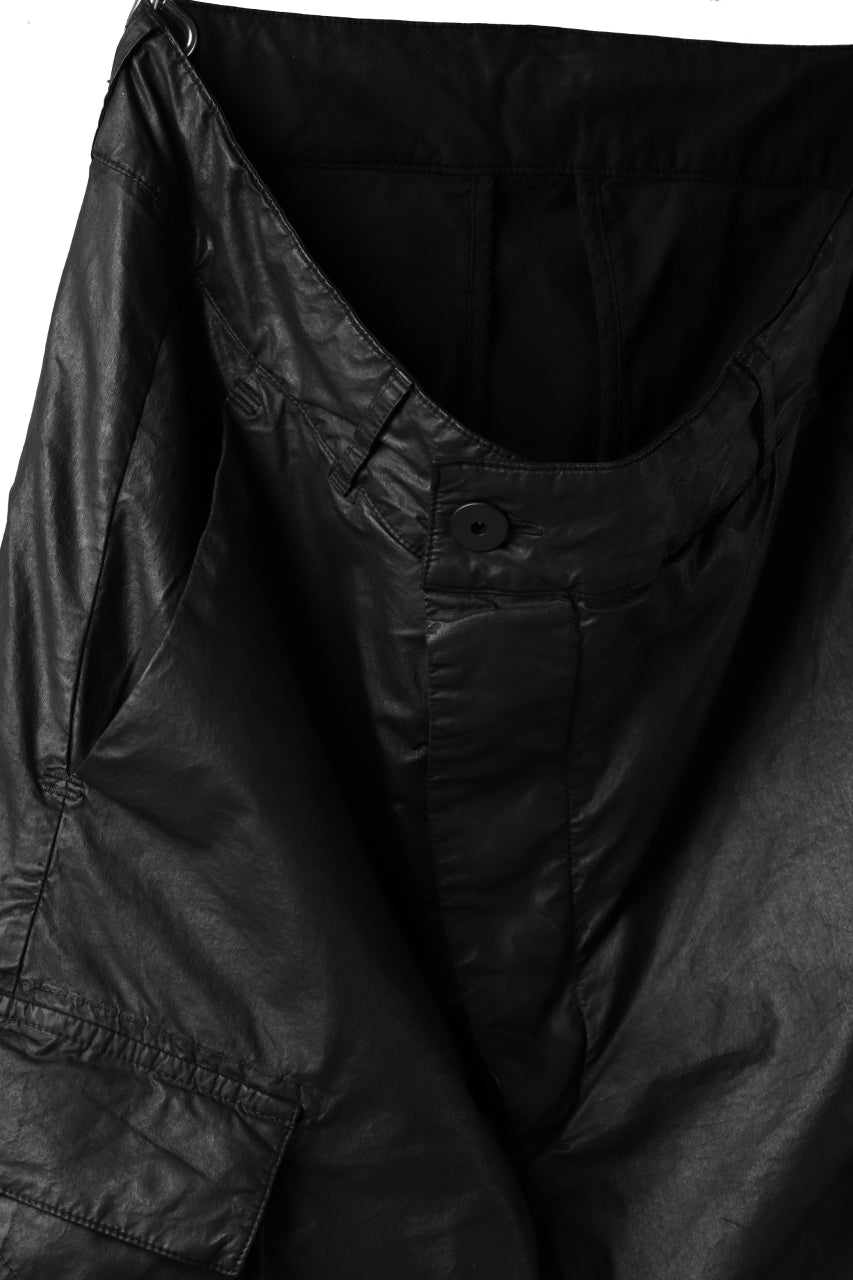 画像をギャラリービューアに読み込む, 11 BY BORIS BIDJAN SABERI CARGO POCKET SHORTS "P20-F1482" (STRETCH COTTON / BLACK COATED)