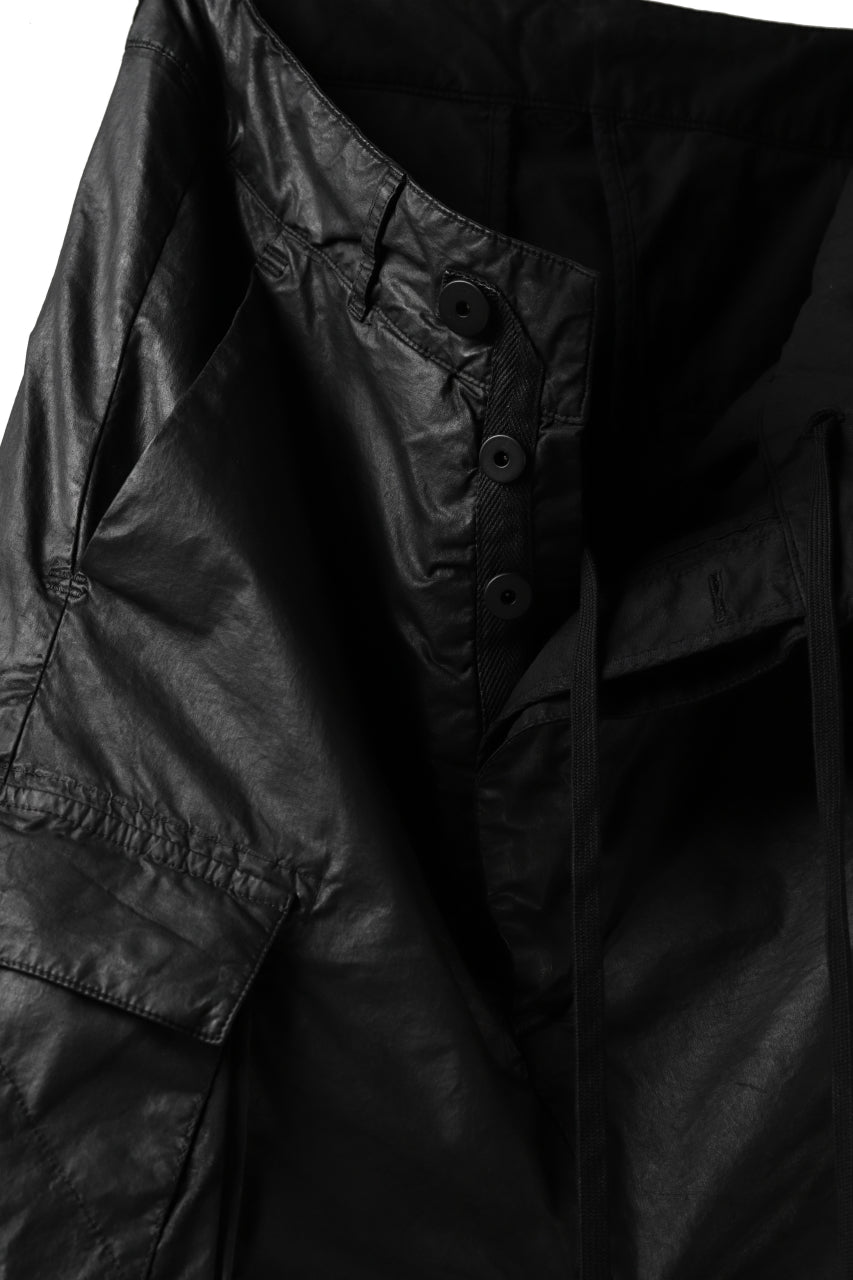 画像をギャラリービューアに読み込む, 11 BY BORIS BIDJAN SABERI CARGO POCKET SHORTS "P20-F1482" (STRETCH COTTON / BLACK COATED)