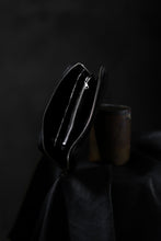 Load image into Gallery viewer, ISAMU KATAYAMA BACKLASH exclusive ROUND FASTNER WALLET / DOUBLE-SHOULDER OBJECT DYED (BLACK)