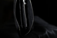 Load image into Gallery viewer, ISAMU KATAYAMA BACKLASH exclusive ROUND FASTNER WALLET / DOUBLE-SHOULDER OBJECT DYED (BLACK)