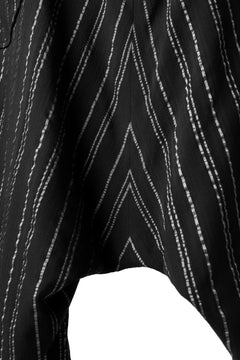 画像をギャラリービューアに読み込む, SOSNOVSKA exclusive LOADED POCKETS PANTS (BLACK × SILVER STRIPE)