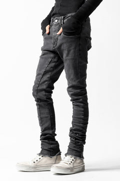 画像をギャラリービューアに読み込む, thomkrom OVER LOCKED SKINNY TROUSERS /  FADE STRETCH DENIM (LIGHT GREY)