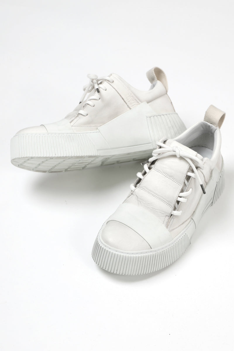 BORIS BIDJAN SABERI COW LEATHER LOW CUT SNEAKER / WASHED