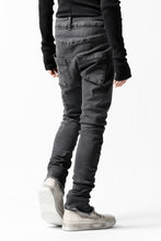 画像をギャラリービューアに読み込む, thomkrom OVER LOCKED SKINNY TROUSERS /  FADE STRETCH DENIM (LIGHT GREY)