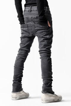 画像をギャラリービューアに読み込む, thomkrom OVER LOCKED SKINNY TROUSERS /  FADE STRETCH DENIM (LIGHT GREY)
