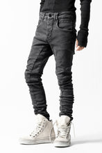 画像をギャラリービューアに読み込む, thomkrom OVER LOCKED SKINNY TROUSERS /  FADE STRETCH DENIM (LIGHT GREY)