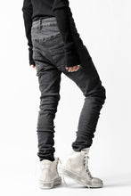 画像をギャラリービューアに読み込む, thomkrom OVER LOCKED SKINNY TROUSERS /  FADE STRETCH DENIM (LIGHT GREY)