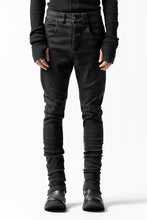 画像をギャラリービューアに読み込む, thomkrom OVER LOCKED SKINNY TROUSERS /  HYPER STRETCH DENIM (BLACK)