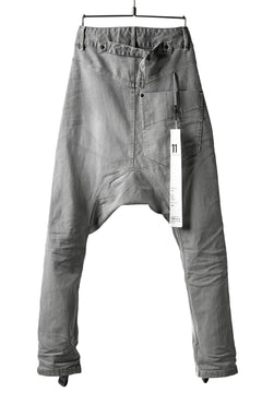 画像をギャラリービューアに読み込む, 11 BY BORIS BIDJAN SABERI LOW-DROPPED CROTCH BAGGY PANT "P4C-F-1481" (STRETCH DENIM / ICE GREY)