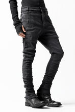 画像をギャラリービューアに読み込む, thomkrom OVER LOCKED SKINNY TROUSERS /  HYPER STRETCH DENIM (DARK GREY)