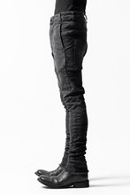 画像をギャラリービューアに読み込む, thomkrom OVER LOCKED SKINNY TROUSERS /  HYPER STRETCH DENIM (DARK GREY)