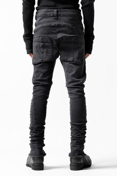 画像をギャラリービューアに読み込む, thomkrom OVER LOCKED SKINNY TROUSERS /  HYPER STRETCH DENIM (DARK GREY)