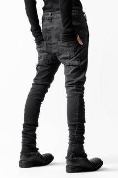 画像をギャラリービューアに読み込む, thomkrom OVER LOCKED SKINNY TROUSERS /  HYPER STRETCH DENIM (DARK GREY)