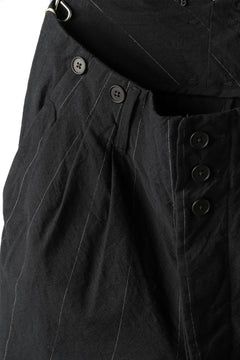 画像をギャラリービューアに読み込む, KLASICA MORROW-OCN TAPERED TROUSERS / IKAT DYED STRIPE COTTON  (CARBON)