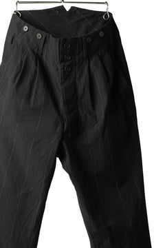画像をギャラリービューアに読み込む, KLASICA MORROW-OCN TAPERED TROUSERS / IKAT DYED STRIPE COTTON  (CARBON)