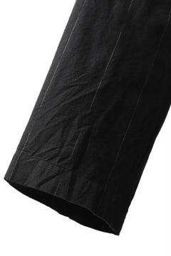 画像をギャラリービューアに読み込む, KLASICA MORROW-OCN TAPERED TROUSERS / IKAT DYED STRIPE COTTON  (CARBON)