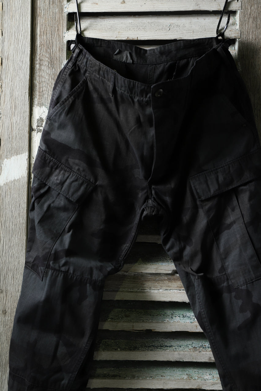 画像をギャラリービューアに読み込む, CHANGES VINTAGE REMAKE MILITARY CARGO TAPERED PANTS / WOODLAND CAMO (CHARCOAL DYED #A)