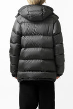 Load image into Gallery viewer, ISAMU KATAYAMA BACKLASH xx NANGA REVERSIBLE MOUNTAIN BELAY COAT / KANGAROO + NYLON x POLISH WHITE GOOSE (BLACK x GREY)