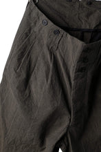 画像をギャラリービューアに読み込む, KLASICA MORROW-OCN TAPERED TROUSERS / IKAT DYED STRIPE COTTON  (CINNAMON)