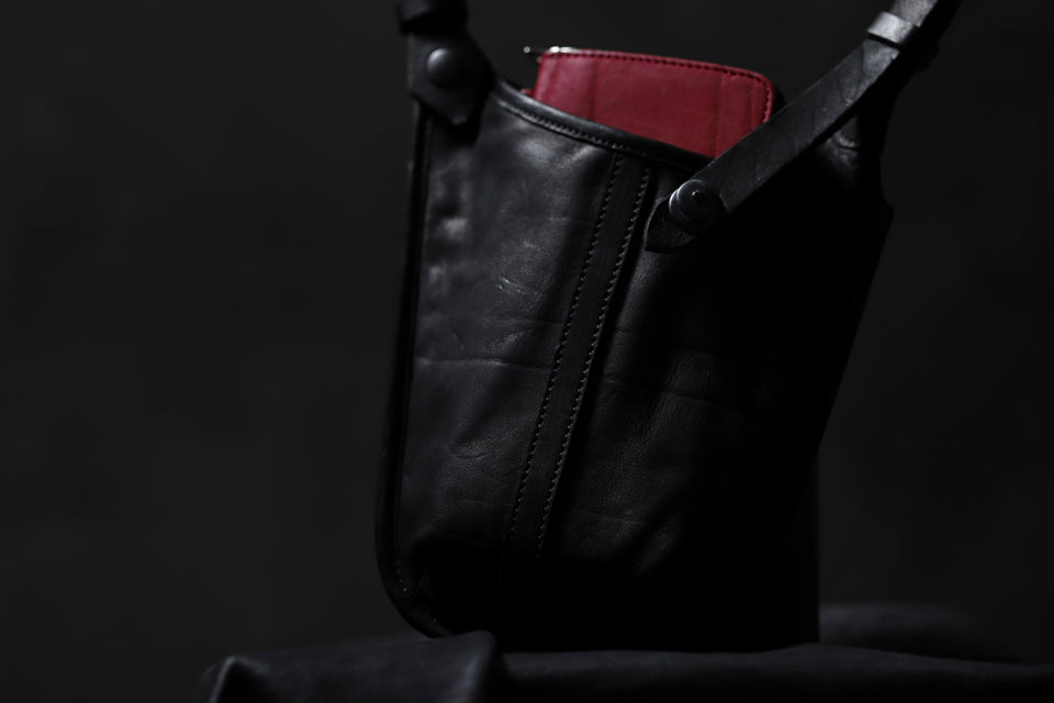 Load image into Gallery viewer, ISAMU KATAYAMA BACKLASH WAIST HANG BAG / DOUBLE-SHOULDER OBJECT DYED (BLACK)