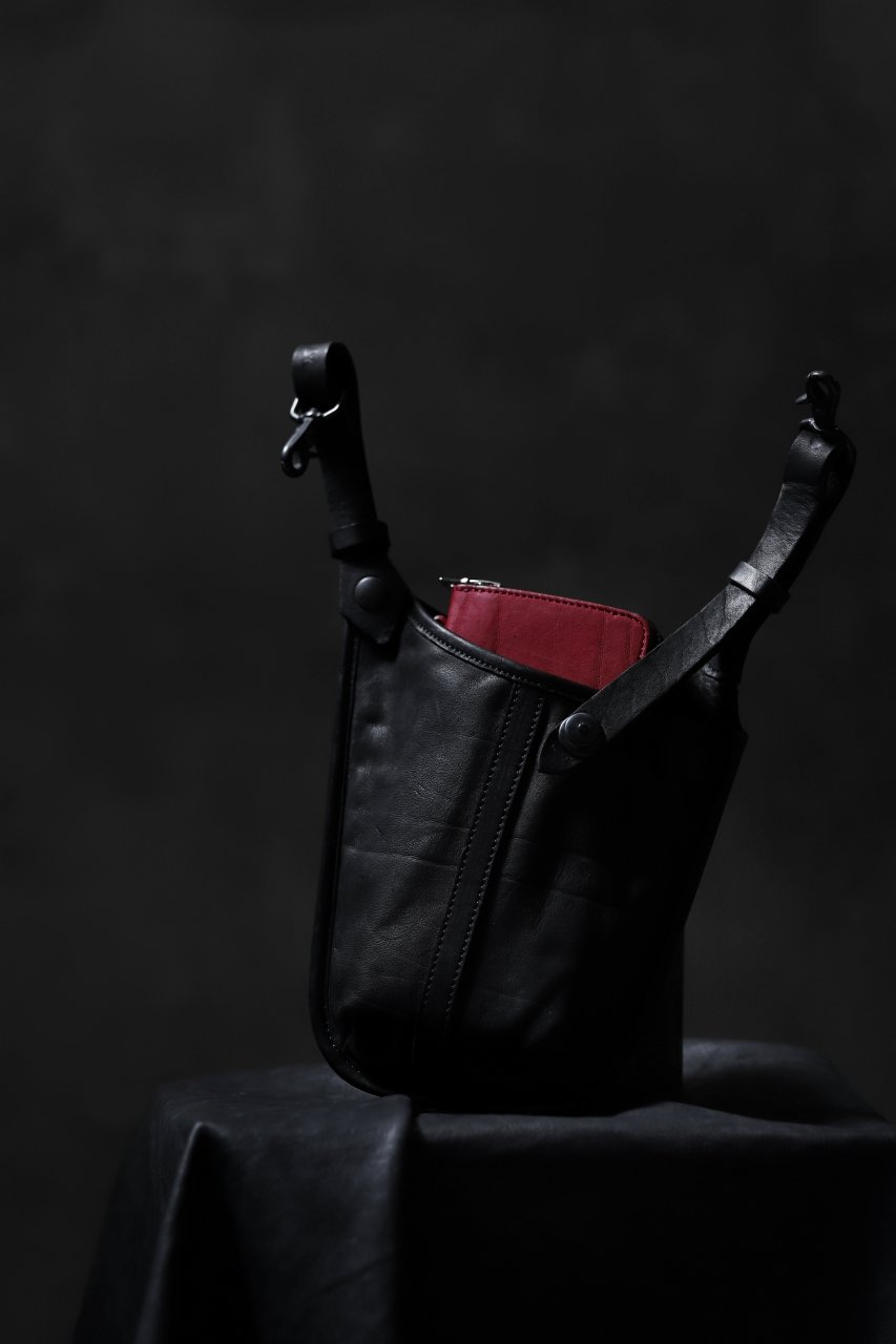 Load image into Gallery viewer, ISAMU KATAYAMA BACKLASH WAIST HANG BAG / DOUBLE-SHOULDER OBJECT DYED (BLACK)