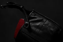 Load image into Gallery viewer, ISAMU KATAYAMA BACKLASH WAIST HANG BAG / DOUBLE-SHOULDER OBJECT DYED (BLACK)