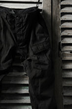 画像をギャラリービューアに読み込む, CHANGES VINTAGE REMAKE MILITARY CARGO TAPERED PANTS / WOODLAND CAMO (CHARCOAL DYED #C)