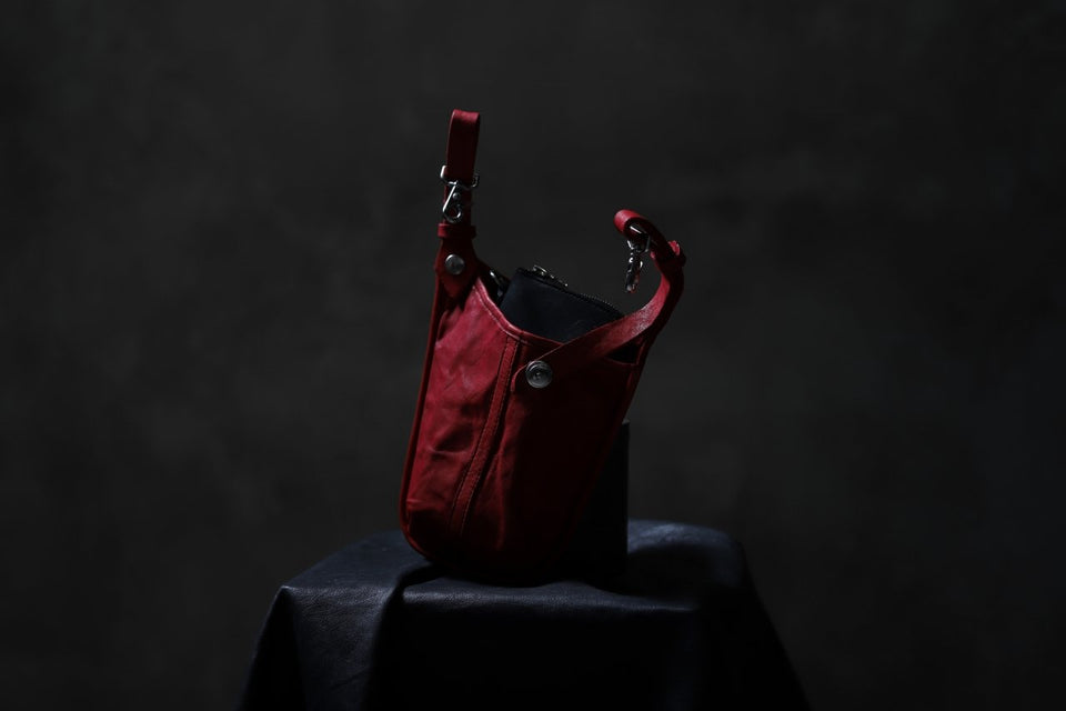 Load image into Gallery viewer, ISAMU KATAYAMA BACKLASH WAIST HANG BAG / DOUBLE-SHOULDER OBJECT DYED (RED)