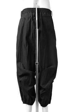 画像をギャラリービューアに読み込む, Y's.... WRINKLE TEXTURE TACTICAL PANTS (BLACK)