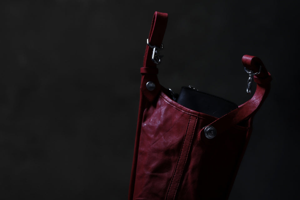 Load image into Gallery viewer, ISAMU KATAYAMA BACKLASH WAIST HANG BAG / DOUBLE-SHOULDER OBJECT DYED (RED)