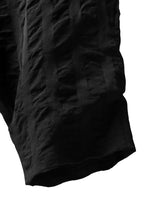 画像をギャラリービューアに読み込む, SOSNOVSKA SQUEEZED STRIPE PANTS (BLACK)