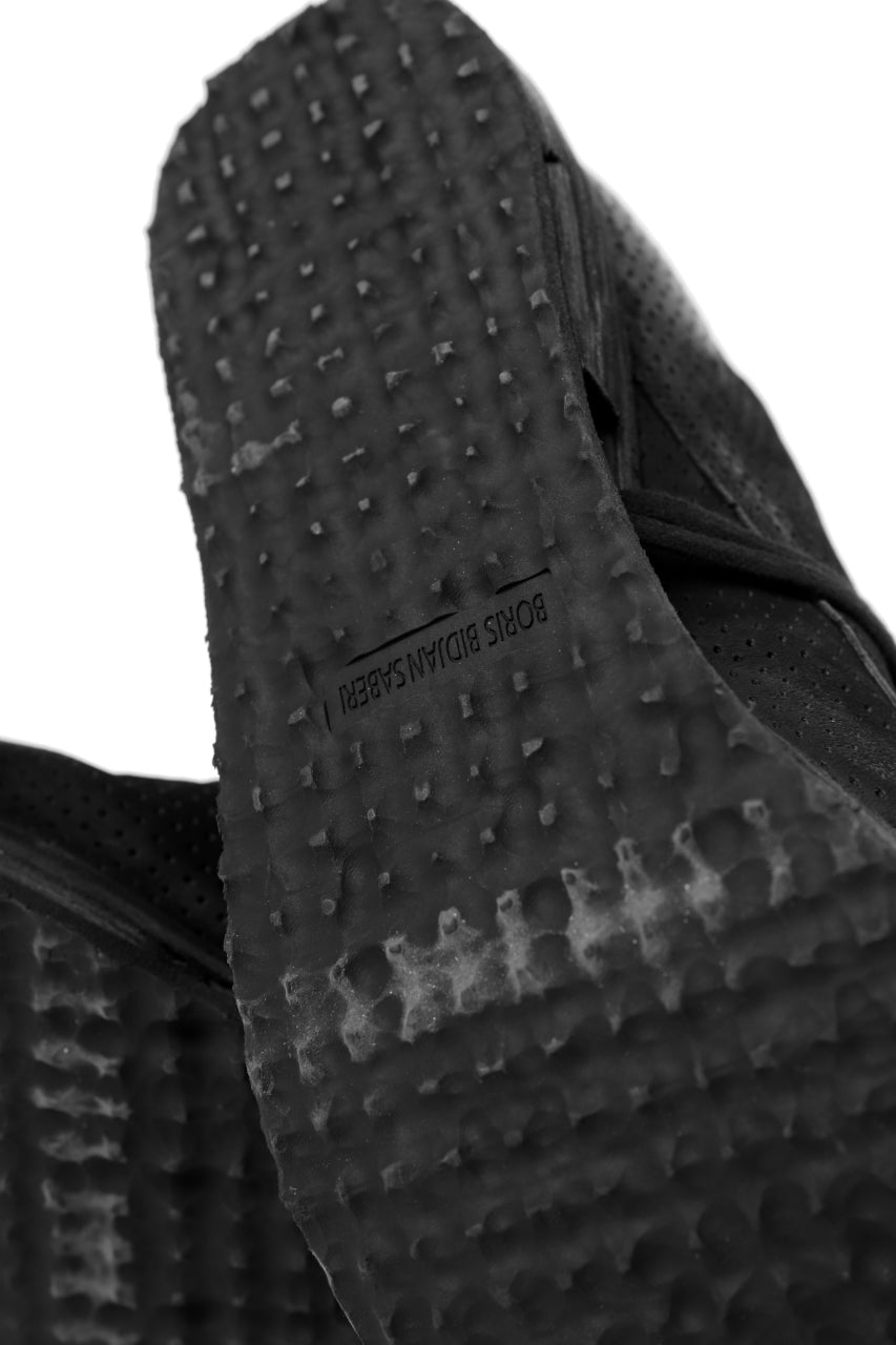 画像をギャラリービューアに読み込む, BORIS BIDJAN SABERI HORSE PUNCHING LEATHER DERBY SHOES / WASHED & HAND-TREATED "SHOE1-SIN" (BLACK)