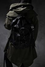 Load image into Gallery viewer, ierib roll top ruck sack / Oiled Horse Leather (BLACK)