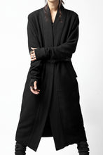 画像をギャラリービューアに読み込む, thomkrom LONG CARDIGAN JACKET / HEAVY WAFFLE JERSEY (BLACK)