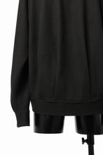 画像をギャラリービューアに読み込む, COLINA TUCK SWEAT TOP / SUPER 140s WASHABLE WOOL (EBONY)