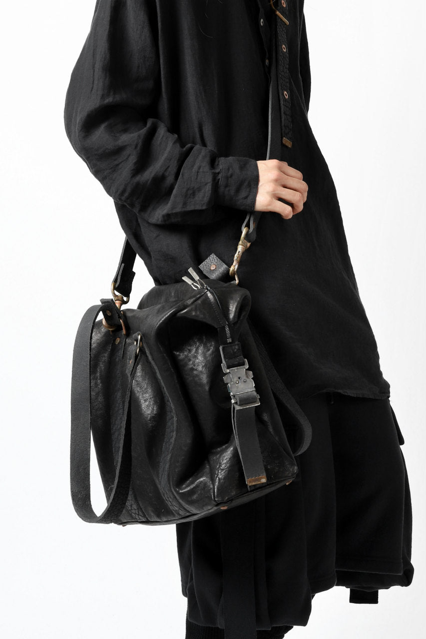 画像をギャラリービューアに読み込む, ierib exclusive 2way Doctors Bag with Strap Belt / FVT Oiled Horse (BLACK)