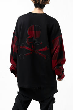 Load image into Gallery viewer, mastermind JAPAN COMBI PULLOVER TOPS / CHECK SHIRT SLEEVE (BLACK x RED)