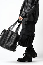 画像をギャラリービューアに読み込む, ierib exclusive 2way Doctors Bag with Strap Belt / FVT Oiled Horse (BLACK)