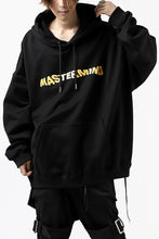 Load image into Gallery viewer, mastermind JAPAN SWEAT HOODIE / GLITTER LOGO & SKULL (BLACK)
